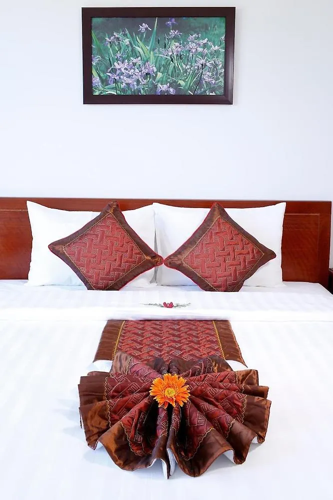 Iris De Villa Χόι Αν Bed and Breakfast